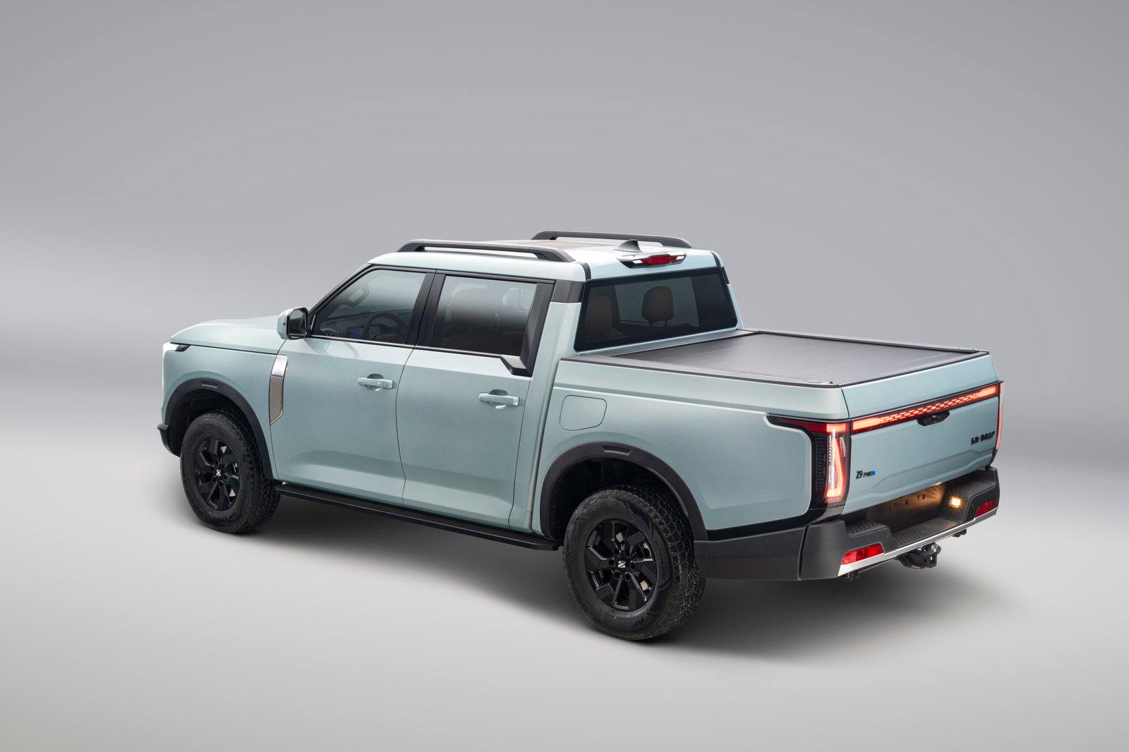 Z9 PHEV Image 11